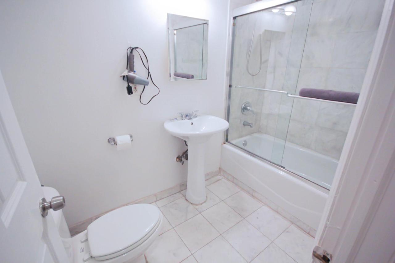 ניו יורק Studio Plus - One-Bedroom Apt מראה חיצוני תמונה